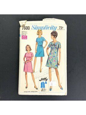 Simplicity 7600 Sewing Pattern Jiffy Dress Size 12.5 Bust 35 Vintage 1968 USED
